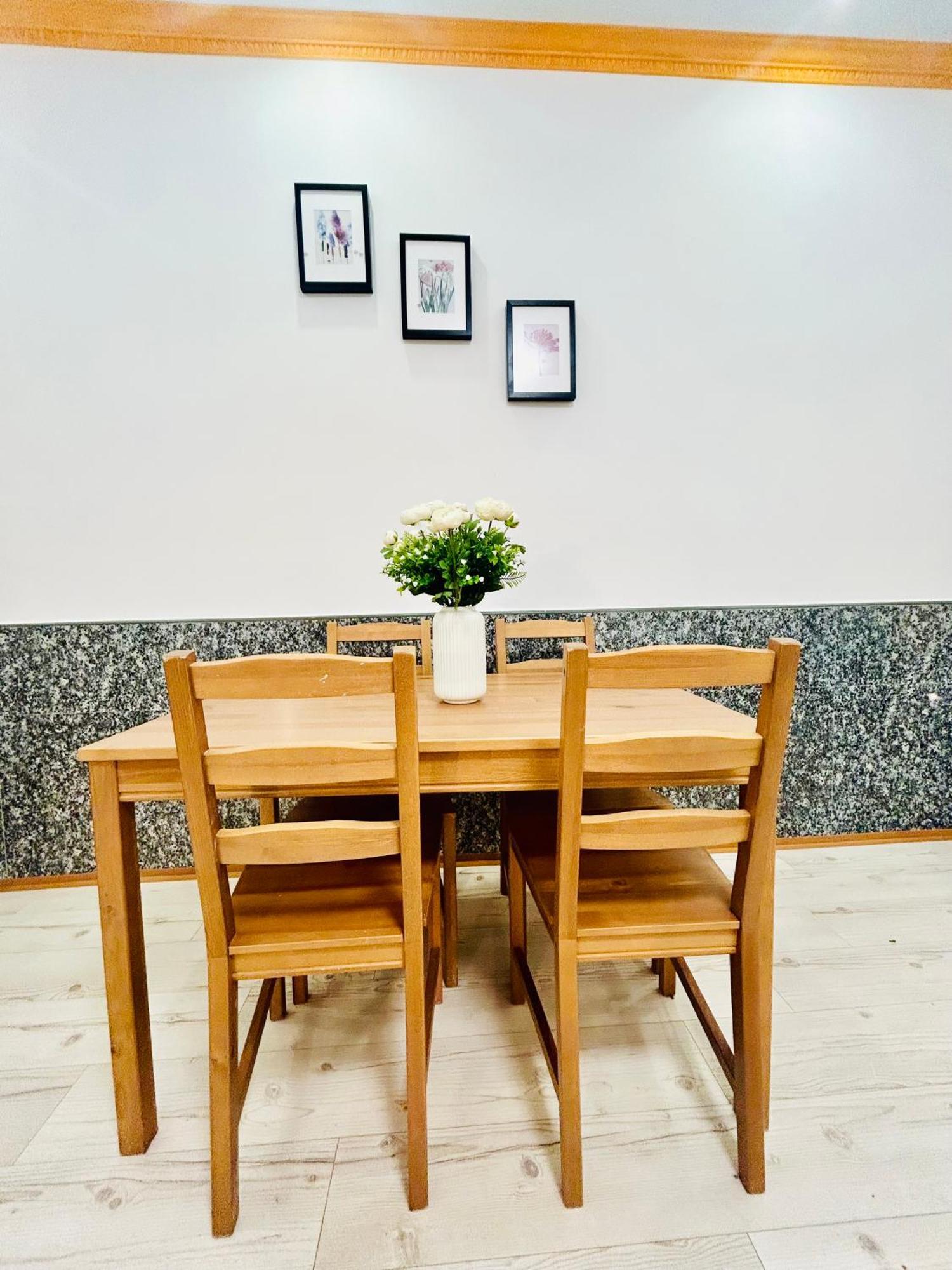 Modern Spacious Apartment In Center 布拉格 外观 照片
